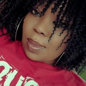 Meet your Posher, Sheena